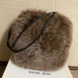 ハナエモリ(HANAE MORI)の専用です ハナエモリ　リアルファーバック　(ハンドバッグ)