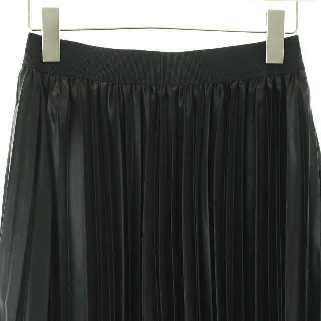 STUNNING LURE(スタニングルアー)のスタニングルアー 21AW レザーライクスカート プリーツ ロング S 黒 レディースのスカート(ロングスカート)の商品写真