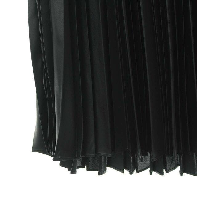 STUNNING LURE(スタニングルアー)のスタニングルアー 21AW レザーライクスカート プリーツ ロング S 黒 レディースのスカート(ロングスカート)の商品写真