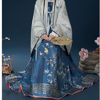 画屏 黒色ロングワンピース　馬面裙 中国伝統衣装　明製漢服　着物和服浴衣　成人式