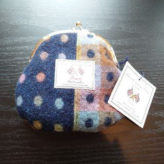 アフタヌーンティー(AfternoonTea)の【値下げ】新品 Afternoon Tea BRONTE社ウール ガマ口ポーチ(ポーチ)