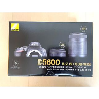 ニコン(Nikon)のD5600ダブルズームキット 新品未開封(デジタル一眼)