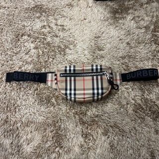 バーバリー(BURBERRY)のBURBERRY バムバッグ(ボディーバッグ)