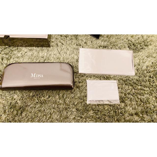 MDNA SKIN マドンナスキンマグネティックフロー スマホ/家電/カメラの美容/健康(フェイスケア/美顔器)の商品写真