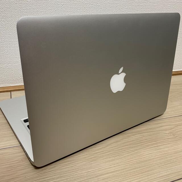 Apple(アップル)のAPPLE MacBook Air 2017 MQD32J/A スマホ/家電/カメラのPC/タブレット(ノートPC)の商品写真