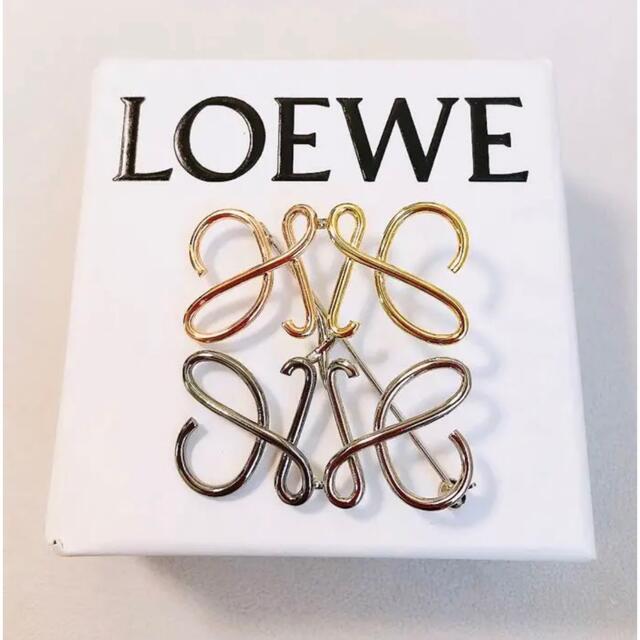 LOEWE ロエベ　ブローチ 1