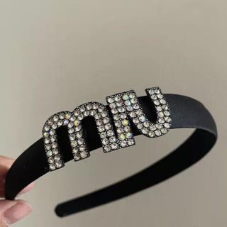 ビジューカチューシャ　miumiu風(カチューシャ)