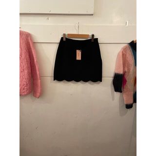 ミュウミュウ(miumiu)のmiumiu scallop skirt.(ひざ丈スカート)