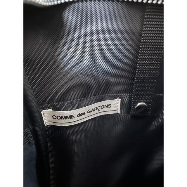 COMME des GARCONS(コムデギャルソン)のコムデギャルソン合皮ショルダーバッグ黒色 レディースのバッグ(ショルダーバッグ)の商品写真