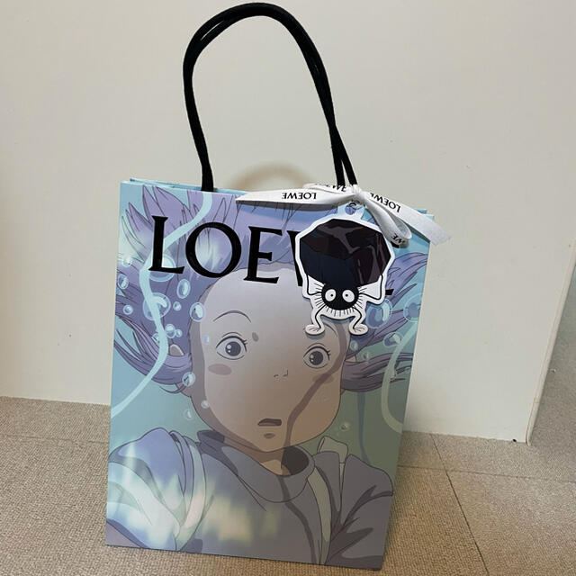 LOEWE - ロエベ 千と千尋と神隠し ショッパーの通販 by ✳︎ mii's ...