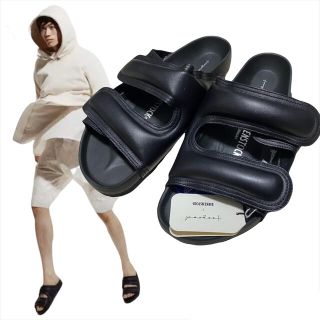 ビルケンシュトック(BIRKENSTOCK)のBIRKENSTOCK × toogood レザー サンダル THE BEACH(サンダル)