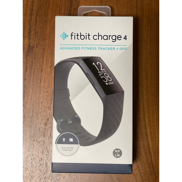 スポーツ/アウトドアFitbit charge4 GPSモデル　Suica非対応