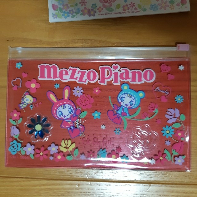 mezzo piano(メゾピアノ)のメゾピアノ　ケース　メモ インテリア/住まい/日用品の文房具(ノート/メモ帳/ふせん)の商品写真