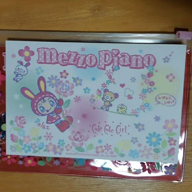 mezzo piano(メゾピアノ)のメゾピアノ　ケース　メモ インテリア/住まい/日用品の文房具(ノート/メモ帳/ふせん)の商品写真