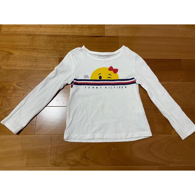 TOMMY HILFIGER(トミーヒルフィガー)のトミー　Tシャツ キッズ/ベビー/マタニティのキッズ服男の子用(90cm~)(Tシャツ/カットソー)の商品写真