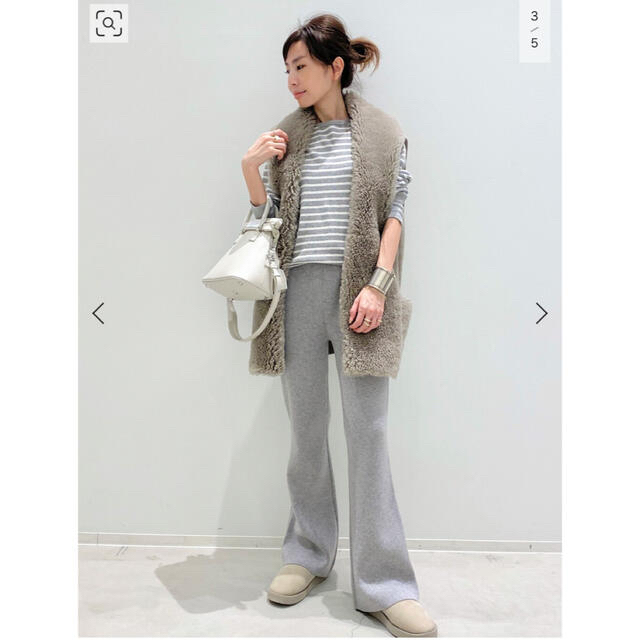 L'Appartement DEUXIEME CLASSE(アパルトモンドゥーズィエムクラス)のFlare Knit Pants 36 グレーA  新品タグ付 レディースのパンツ(カジュアルパンツ)の商品写真