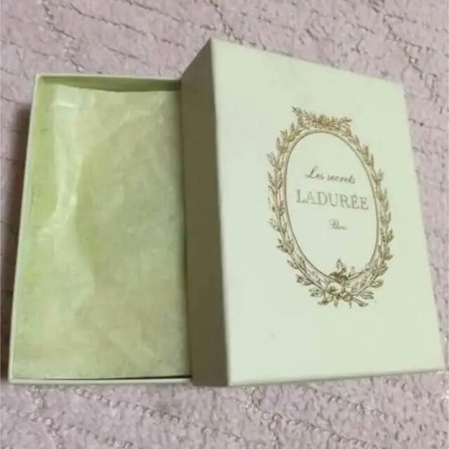 LADUREE(ラデュレ)のパリ購入★LADUREE ラドゥレ★マカロン チャーム キーリング★グリーン ハンドメイドのファッション小物(バッグチャーム)の商品写真