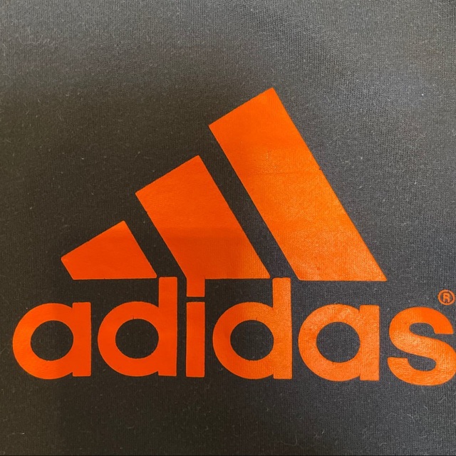 adidas(アディダス)のadidas アディダス トレーナー　スウェット 140センチ キッズ/ベビー/マタニティのキッズ服男の子用(90cm~)(Tシャツ/カットソー)の商品写真