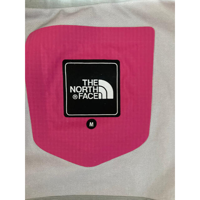 THE NORTH FACE(ザノースフェイス)のノースフェイス　マウンテンパーカー レディースのジャケット/アウター(ナイロンジャケット)の商品写真