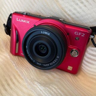 パナソニック(Panasonic)の《あつぼー様専用》LUMIX GF2 デジタルカメラ(デジタル一眼)