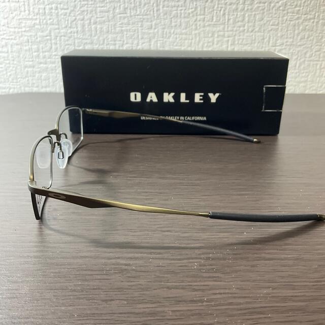 Oakley(オークリー)のラスト！正規新品　オークリー  チタン　メガネ　limit switch メンズのファッション小物(サングラス/メガネ)の商品写真