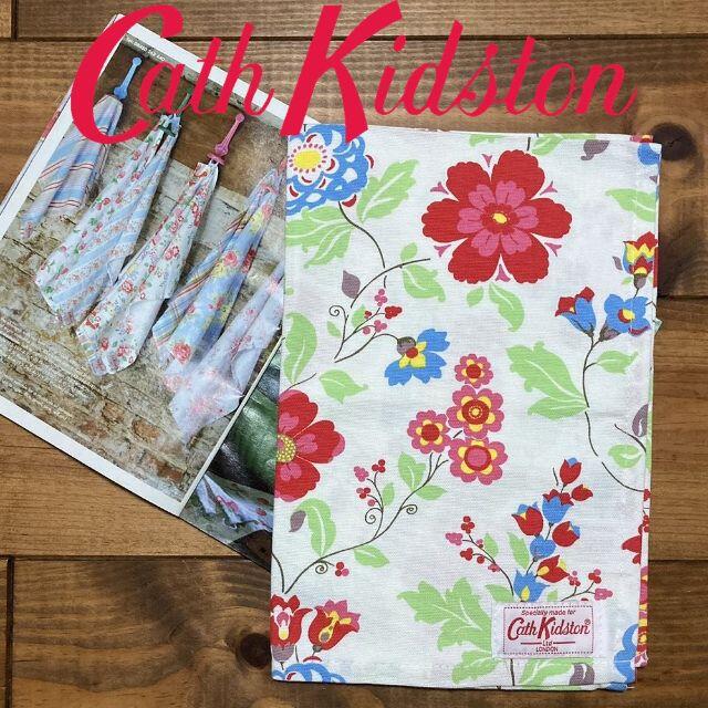 Cath Kidston(キャスキッドソン)の新品 幻の赤タグ UK製 キャスキッドソン ティータオル ヒッピーフラワー インテリア/住まい/日用品のキッチン/食器(テーブル用品)の商品写真