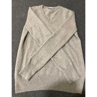 ユニクロ(UNIQLO)のユニクロ  カシミヤ セーター  ミルクティー ベージュ Mサイズ (ニット/セーター)