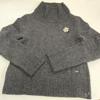 フォクシー(FOXEY)の✨ フォクシーFOXEY カシミヤニット　タートルネックセーター　40 美品(ニット/セーター)