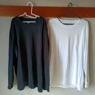 ユニクロ(UNIQLO)のエアリズムコットンUVカットクルーネックT（長袖）XLサイズ　白・黒セット(Tシャツ/カットソー(七分/長袖))