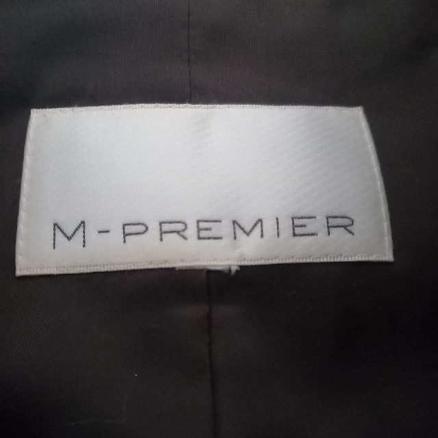 M-premier(エムプルミエ)の☆M-PREMIERケープジャケットほぼ新品☆ レディースのジャケット/アウター(ノーカラージャケット)の商品写真