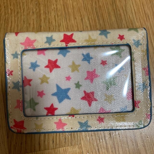 Cath Kidston(キャスキッドソン)のキャスキッドソン　キャス　パスケース レディースのファッション小物(名刺入れ/定期入れ)の商品写真