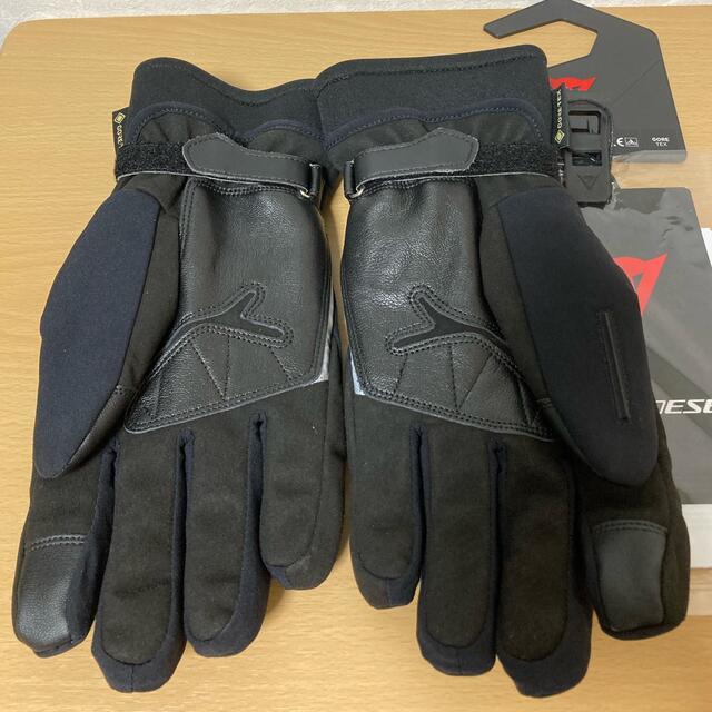 【新品】Dainese 防寒 冬用グローブ GORE-TEXグローブ Mサイズ 自動車/バイクのバイク(装備/装具)の商品写真