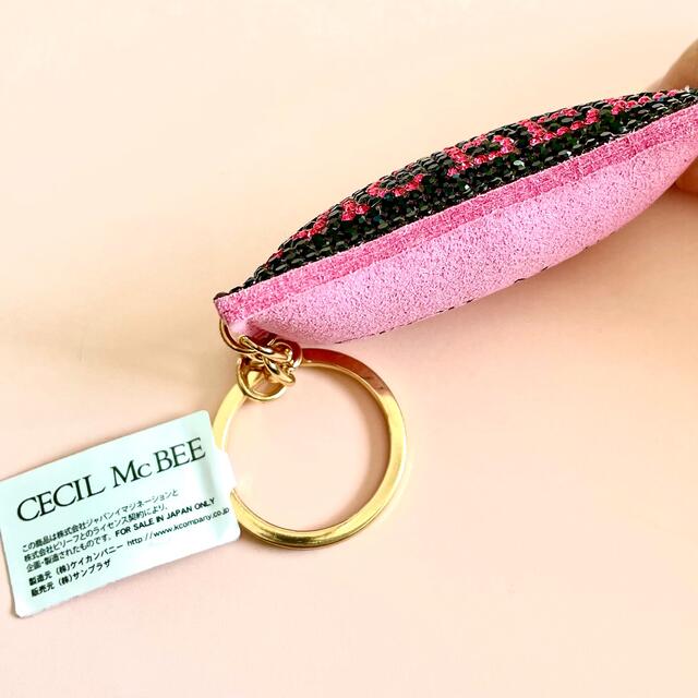 CECIL McBEE(セシルマクビー)のCECIL McBEE  キラキラキーホルダー レディースのファッション小物(キーホルダー)の商品写真