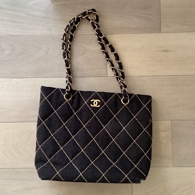 CHANEL ショルダーバッグ