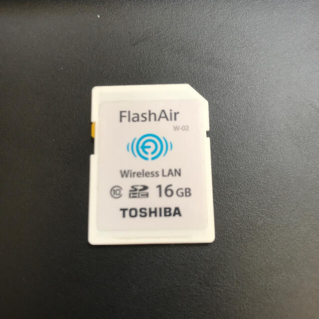 TOSHIBA 東芝 FlashAir Wi-fi搭載SDカード 16GB
