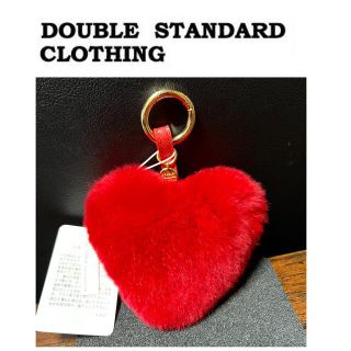 ダブルスタンダードクロージング(DOUBLE STANDARD CLOTHING)のボンボン ハート ラビットファー チャーム レッド ダブルスタンダードクロージン(チャーム)