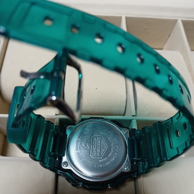G-SHOCK(ジーショック)のCASIO G-SHOCK  DW-5600SB-3 スケルトン グリーン メンズの時計(腕時計(デジタル))の商品写真