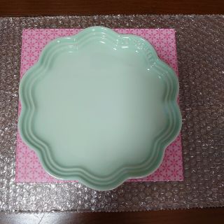 ルクルーゼ(LE CREUSET)のル・クルーゼ フリルプレート22cm(食器)