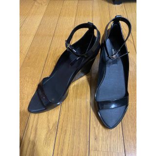 メリッサ(melissa)のMelissa サンダル  黒　23.5 美品(サンダル)