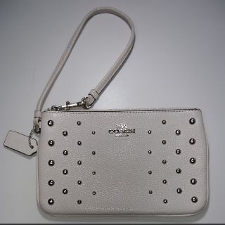 コーチ(COACH)のCOACH コーチ スモールリストレット ウィズ オンブレ リベット 57862(ポーチ)