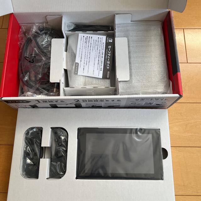 Nintendo Switch スウィッチ本体 エンタメ/ホビーのゲームソフト/ゲーム機本体(家庭用ゲーム機本体)の商品写真