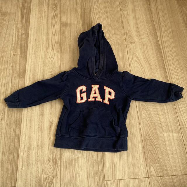 GAP Kids(ギャップキッズ)のGAP パーカー キッズ/ベビー/マタニティのキッズ服女の子用(90cm~)(Tシャツ/カットソー)の商品写真