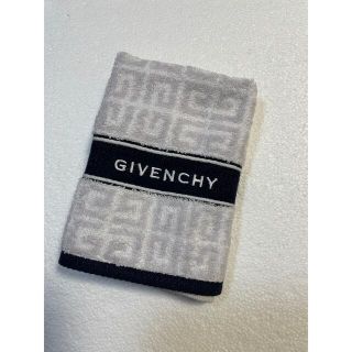 ジバンシィ(GIVENCHY)の⭐️専用です⭐️新品⭐️ジバンシィ　タオルハンカチ(ハンカチ)