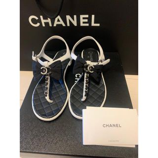 シャネル(CHANEL)のマキコ様専用ページ新品★CHANEL シャネル リボン サンダル人気作(サンダル)