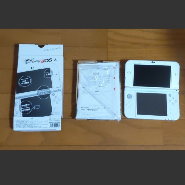 Newニンテンドー3DS LL パールホワイト