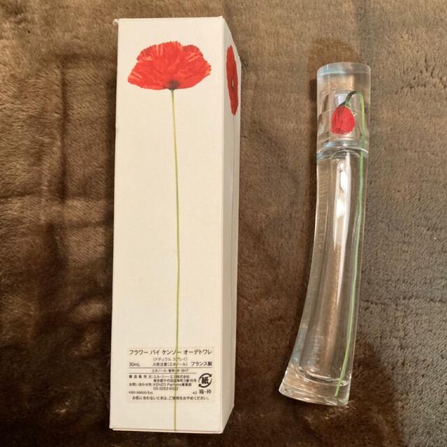 KENZO(ケンゾー)のFLOWER BY KENZO オードトワレ 30ml コスメ/美容の香水(香水(女性用))の商品写真