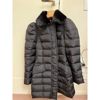 ミュウミュウ ダウンコートの通販 58点 | miumiuを買うならラクマ