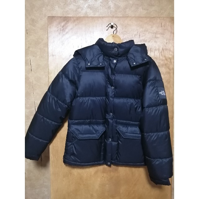 THE NORTH FACE(ザノースフェイス)のノースフェイス キャンプシエラ ブラック NYW82032 Ｍサイズ レディース レディースのジャケット/アウター(ダウンジャケット)の商品写真