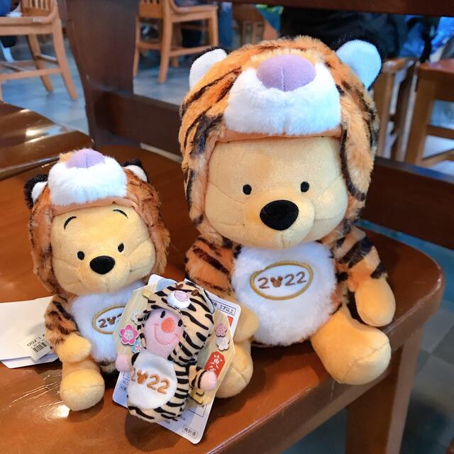 Disney(ディズニー)のプー　干支シリーズ　寅　ぬいぐるみ　ぬいぐるみバッジ キッズ/ベビー/マタニティのおもちゃ(ぬいぐるみ/人形)の商品写真