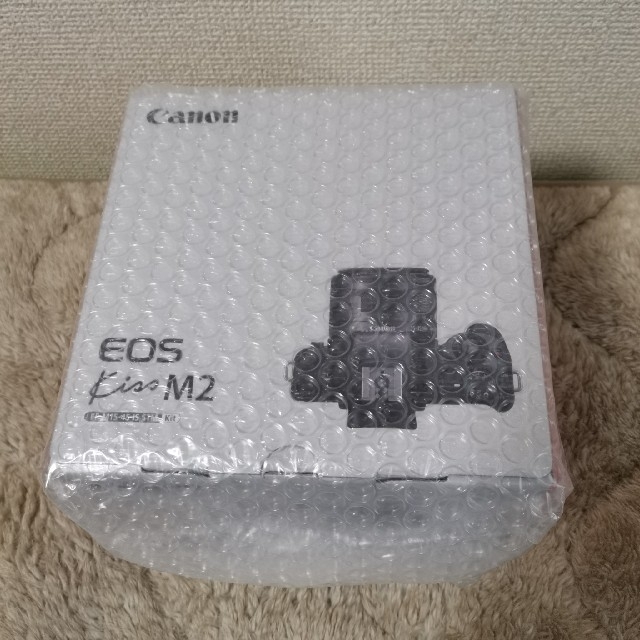 カメラ【新品】Canon EOS Kiss M2(ホワイト) レンズキット